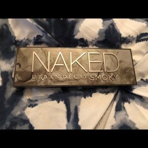 Naked Smokey Palette